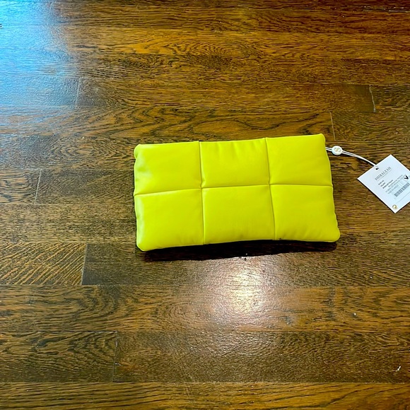 Shiraleah Handbags - Shiraleah make up bag